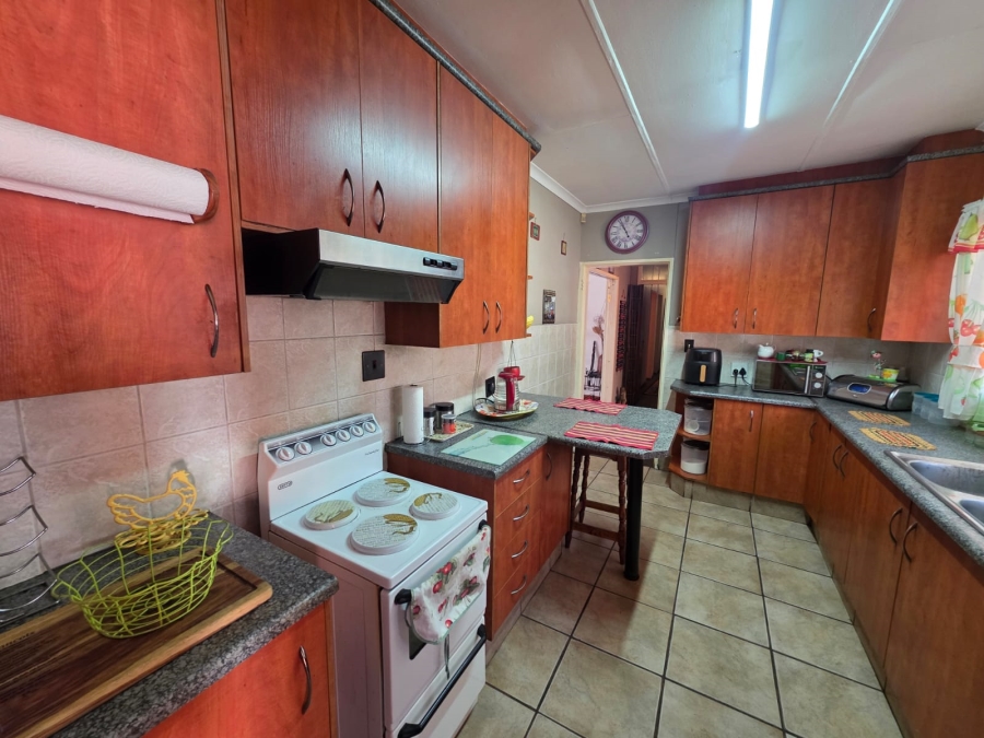 4 Bedroom Property for Sale in Sasolburg Ext 15 Free State